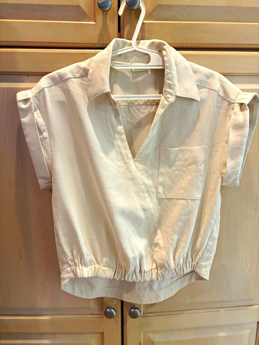 Spartina 449 Stevie Blouse XS Alabaster White Faux Wrap Collared Minimalist Chic - Picture 1 of 9